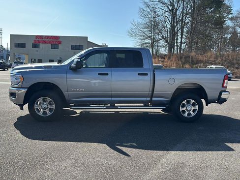 Used 2024 RAM 2500 Big Horn w/ Bed Utility Group image 6