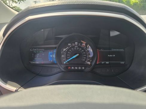 Used 2018 Ford Edge SEL w/ Equipment Group 201A FWD image 28