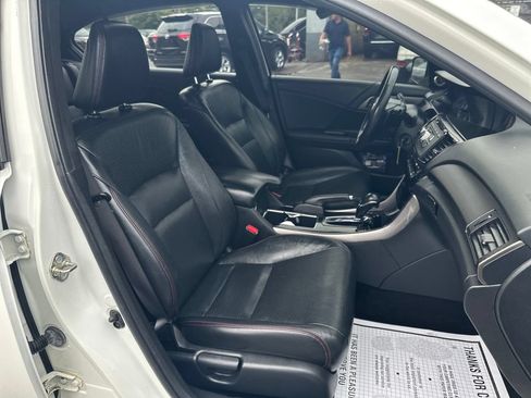 Used 2017 Honda Accord Sport Special Edition image 22