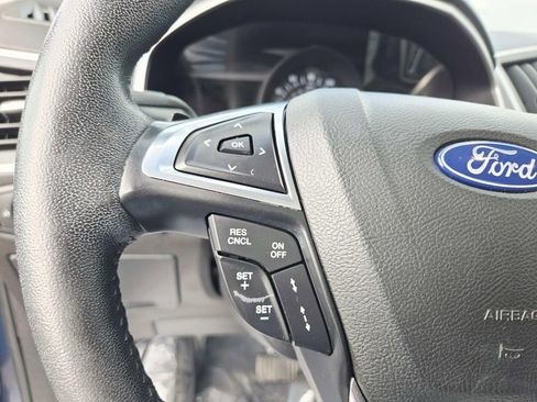 Used 2018 Ford Edge SEL w/ Equipment Group 201A image 20