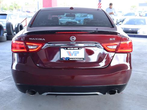 Used 2017 Nissan Maxima SR w/ Midnight Edition FWD image 8