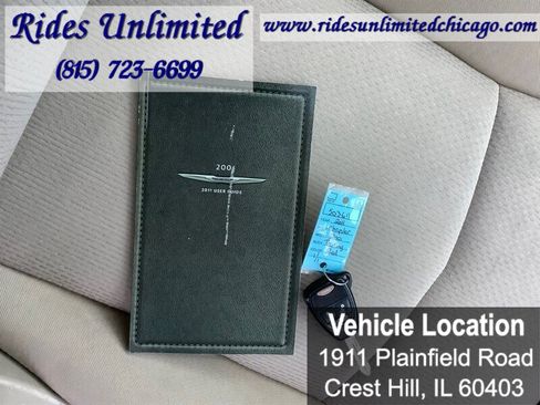 Used 2011 Chrysler 200 Touring image 30