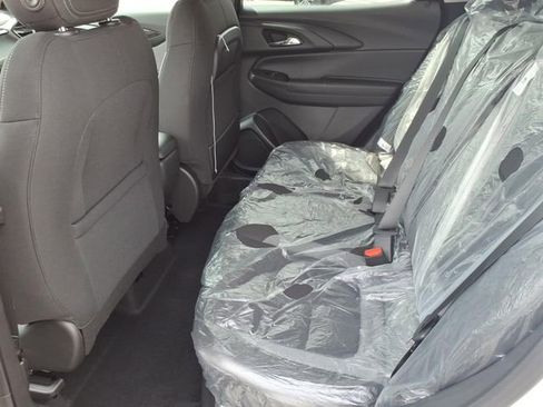 New 2026 Chevrolet TrailBlazer LT w/ Convenience Package FWD image 8