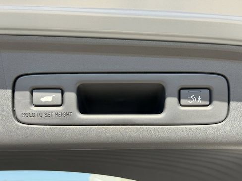 Used 2025 Acura ADX AWD image 10