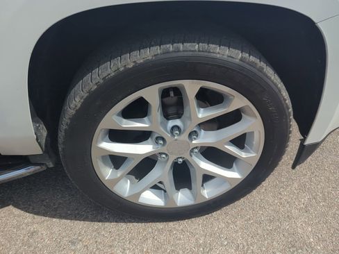 Used 2020 GMC Yukon XL Denali w/ Open Road Package image 6