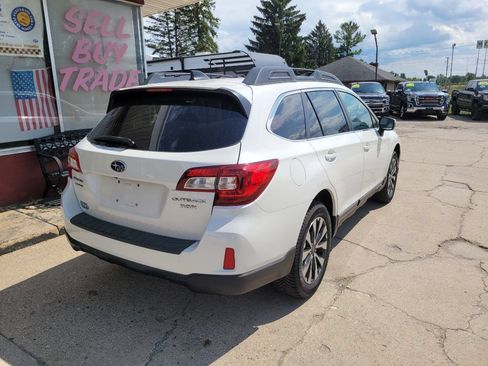 Used 2016 Subaru Outback 3.6R Limited AWD/4WD image 6