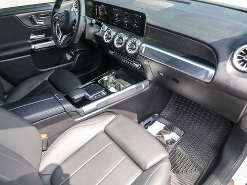 Used 2023 Mercedes-Benz EQB 350 4MATIC SUV image 30