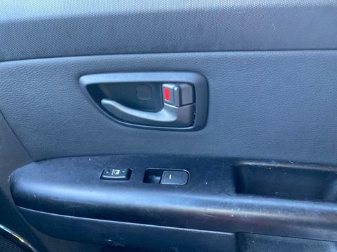 Used 2011 Kia Soul + w/ Audio Pkg FWD image 25