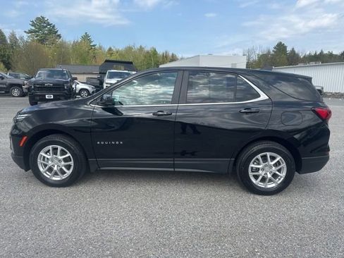 Used 2024 Chevrolet Equinox LT AWD/4WD image 3