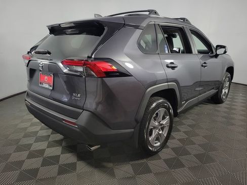 Used 2025 Toyota RAV4 XLE AWD/4WD image 8