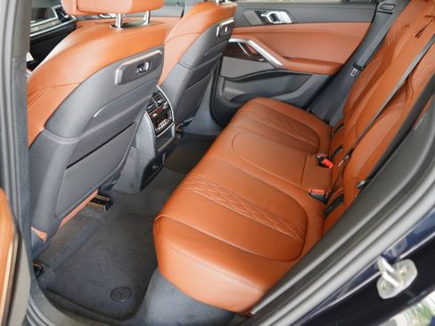 New 2026 BMW X6 xDrive40i AWD/4WD image 18