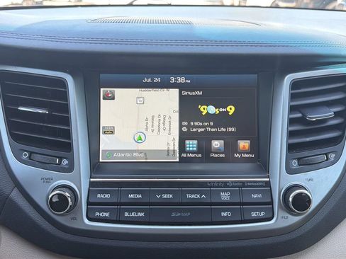 Used 2017 Hyundai Tucson Limited FWD image 12