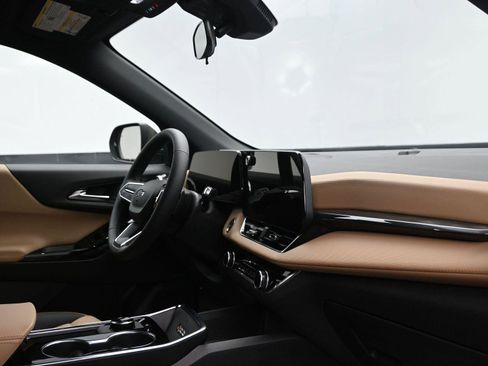 New 2026 Chevrolet Equinox ACTIV w/ Convenience Package III image 13