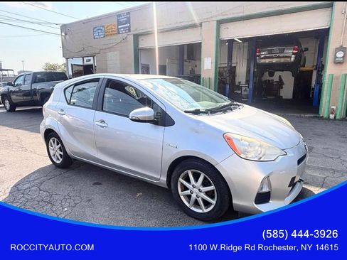Used 2013 Toyota Prius C Three FWD image 1