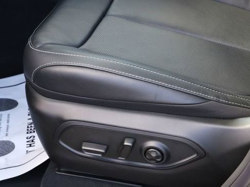 New 2026 Jeep Grand Cherokee Limited image 13