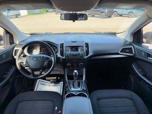 Used 2017 Ford Edge SE FWD image 15
