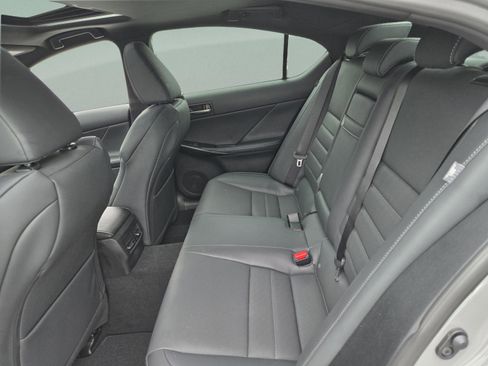 Used 2025 Lexus IS 350 F Sport RWD image 17