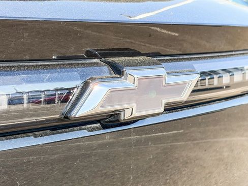 Used 2025 Chevrolet Equinox EV RS w/ Convenience Package II image 10