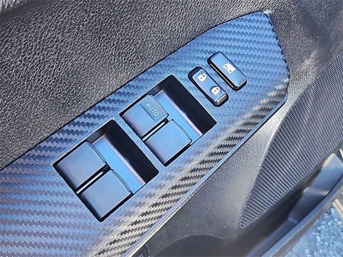 Used 2014 Toyota RAV4 XLE image 22