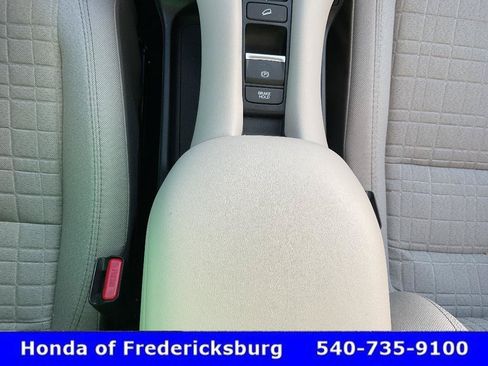 Used 2026 Honda HR-V LX image 38