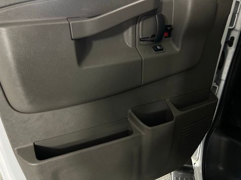 Used 2023 Chevrolet Express 3500 LS image 24