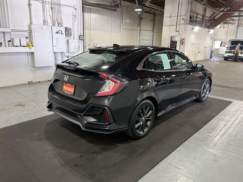 Used 2020 Honda Civic EX image 9