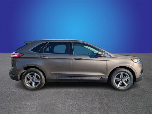 Used 2019 Ford Edge SEL w/ Equipment Group 201A image 6