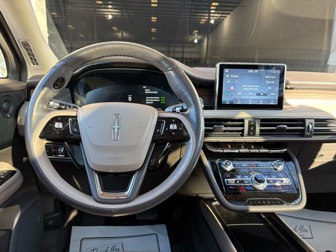 Used 2020 Lincoln Corsair Reserve w/ Equipment Group 201A image 29