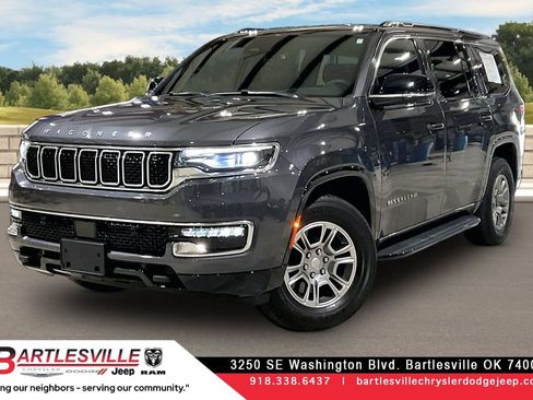 Used 2024 Jeep Wagoneer 4WD w/ HD Trailer Tow Package image 1
