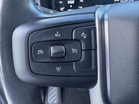 Used 2022 GMC Yukon SLE w/ Gmc Pro Safety Plus Package image 22