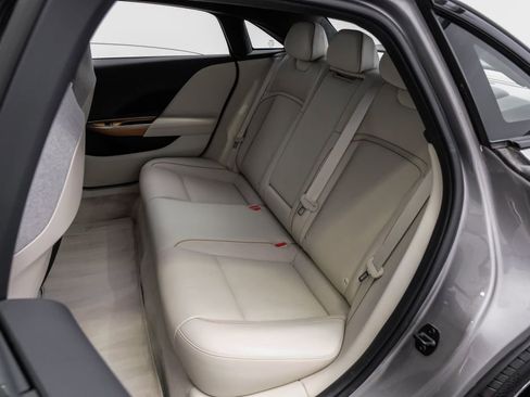 Used 2023 Lucid Air Touring AWD/4WD image 48