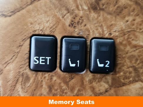 Used 2023 Nissan Armada SL image 28