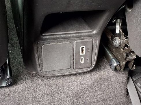 Certified 2022 Buick Encore GX Select FWD image 19