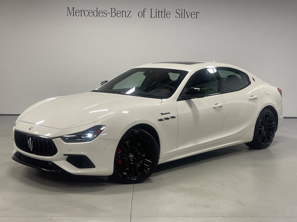 Used 2024 Maserati Ghibli Modena Q4 AWD/4WD image 1
