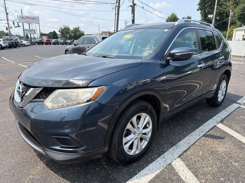 Used 2015 Nissan Rogue SV FWD image 3
