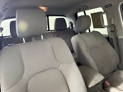 Used 2019 Nissan Frontier SV AWD/4WD image 55