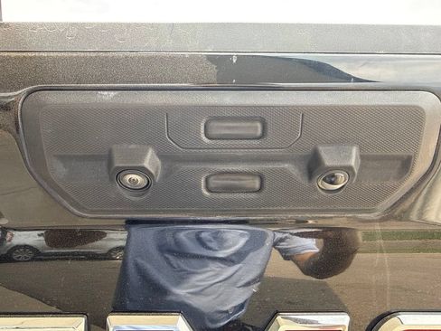 Certified 2024 GMC Sierra 1500 AT4 w/ AT4 Premium Package AWD/4WD image 12