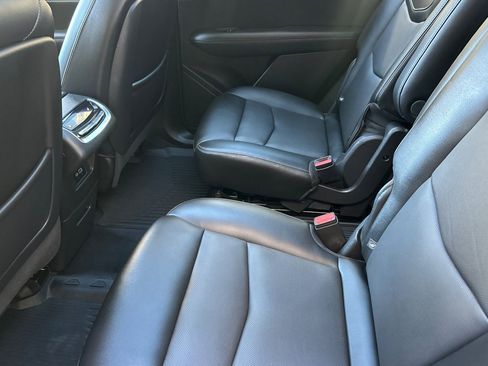 Certified 2024 Cadillac XT6 Premium Luxury image 14