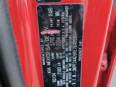 Certified 2024 Kia Forte LXS FWD image 26