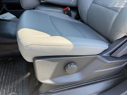 New 2026 Ford F550 4x4 Regular Cab Super Duty image 24