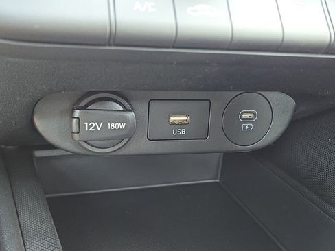 New 2026 Hyundai Elantra SE FWD image 13