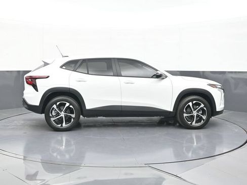 New 2026 Chevrolet Trax RS w/ Driver Confidence Package FWD image 12