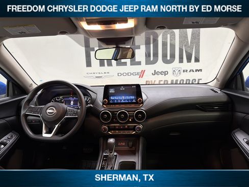 Used 2024 Nissan Sentra SV FWD image 11