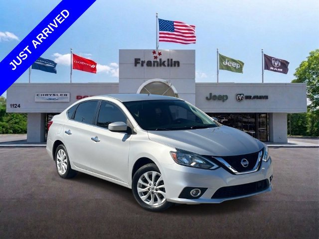 Used 2018 Nissan Sentra SV FWD image 1