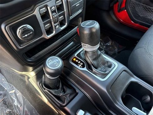 Used 2020 Jeep Gladiator Sport w/ Quick Order Package 24S image 22