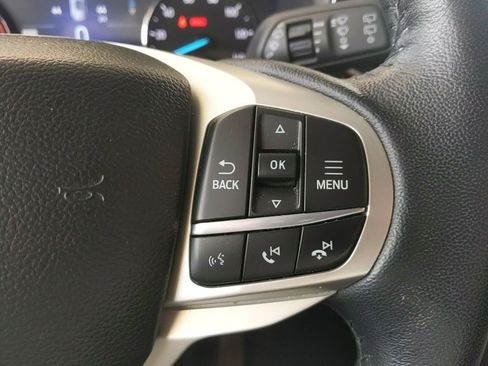 Used 2023 Ford Explorer XLT w/ Equipment Group 202A AWD/4WD image 20