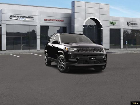 New 2026 Jeep Compass Latitude image 16