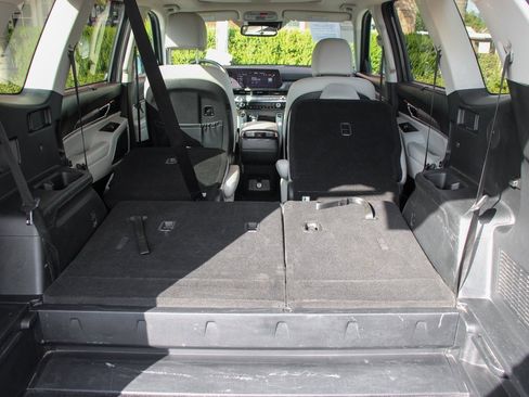 Used 2023 Kia Telluride SX image 8