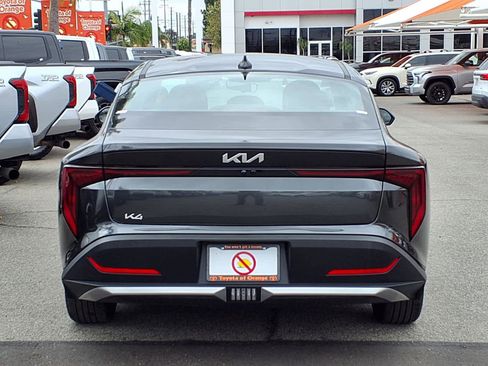 Used 2025 Kia K4 FWD image 5