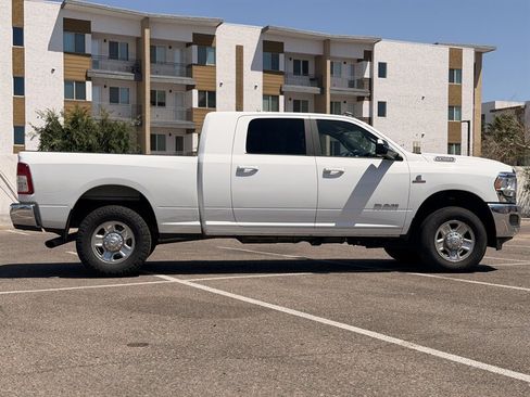 Used 2022 RAM 3500 Big Horn AWD/4WD image 2